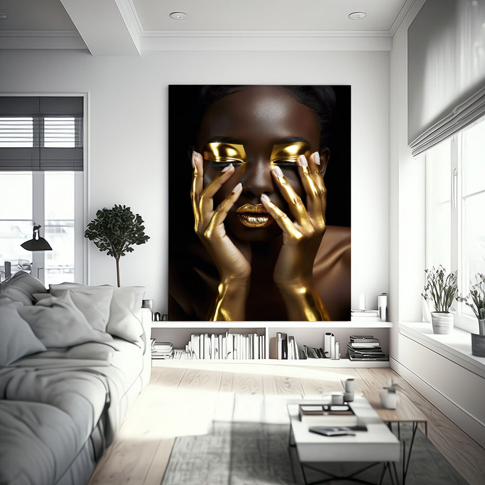 Golden Girl III Wunderschöne schwarze Frau mit goldenen Highlights im Gesicht und an den Händen_mockup04